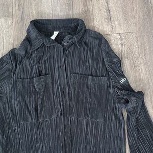 Alo Yoga Micro Plisse Shirt Dress - never been worn!